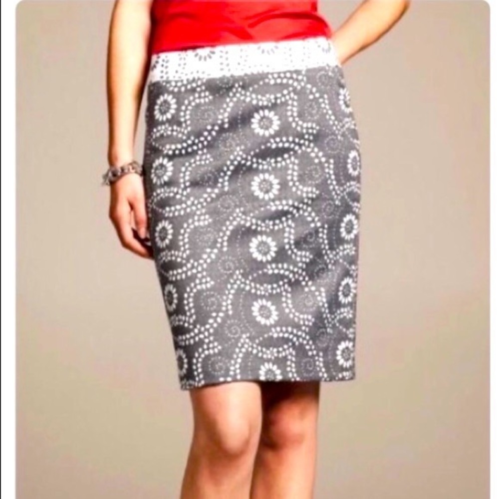 Banana republic floral pattern pencil skirt